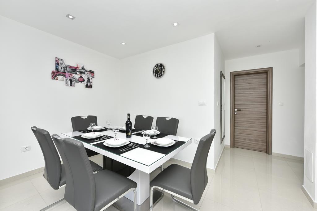 Apartman Kresan Sukošan Exterior foto