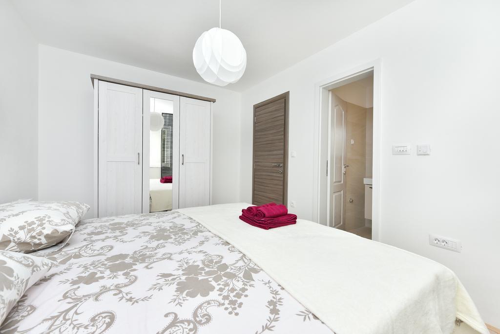 Apartman Kresan Sukošan Exterior foto