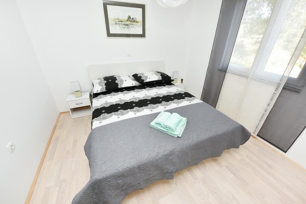 Apartman Kresan Sukošan Exterior foto