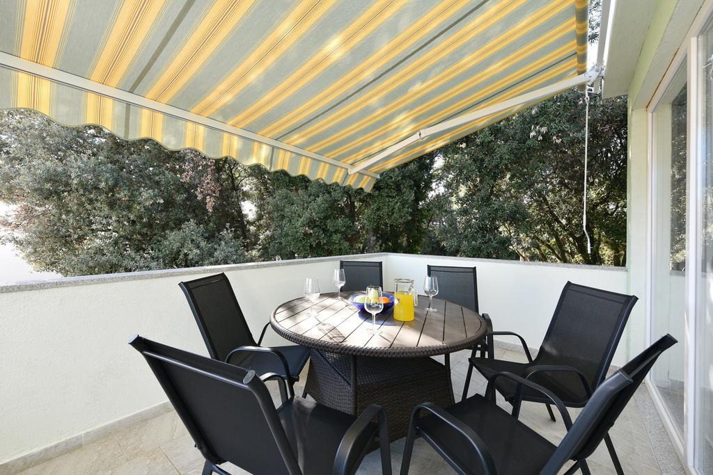 Apartman Kresan Sukošan Exterior foto